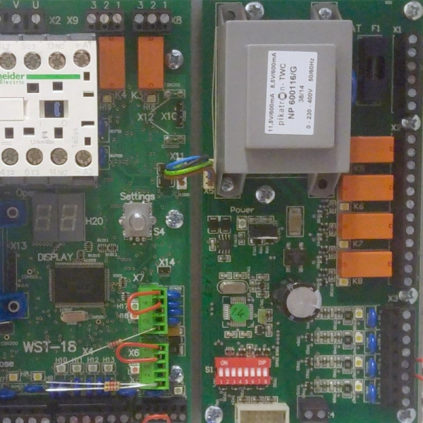 GMF Kompaktsteuerung AST 4 / WST 18 mit Erweiterungsmodul RM-44 fuer WST18